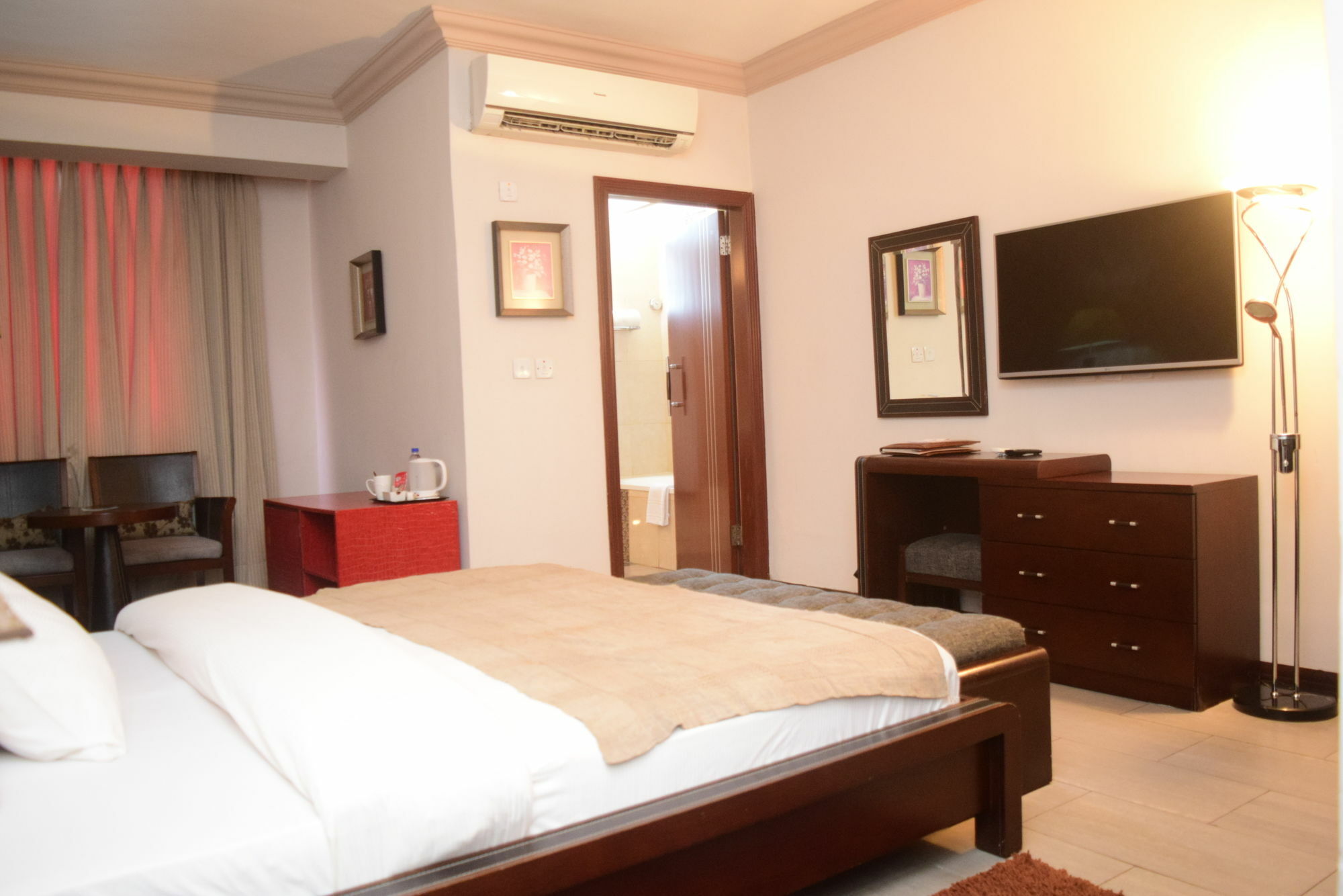 The Blowfish Hotel Lagos Dış mekan fotoğraf